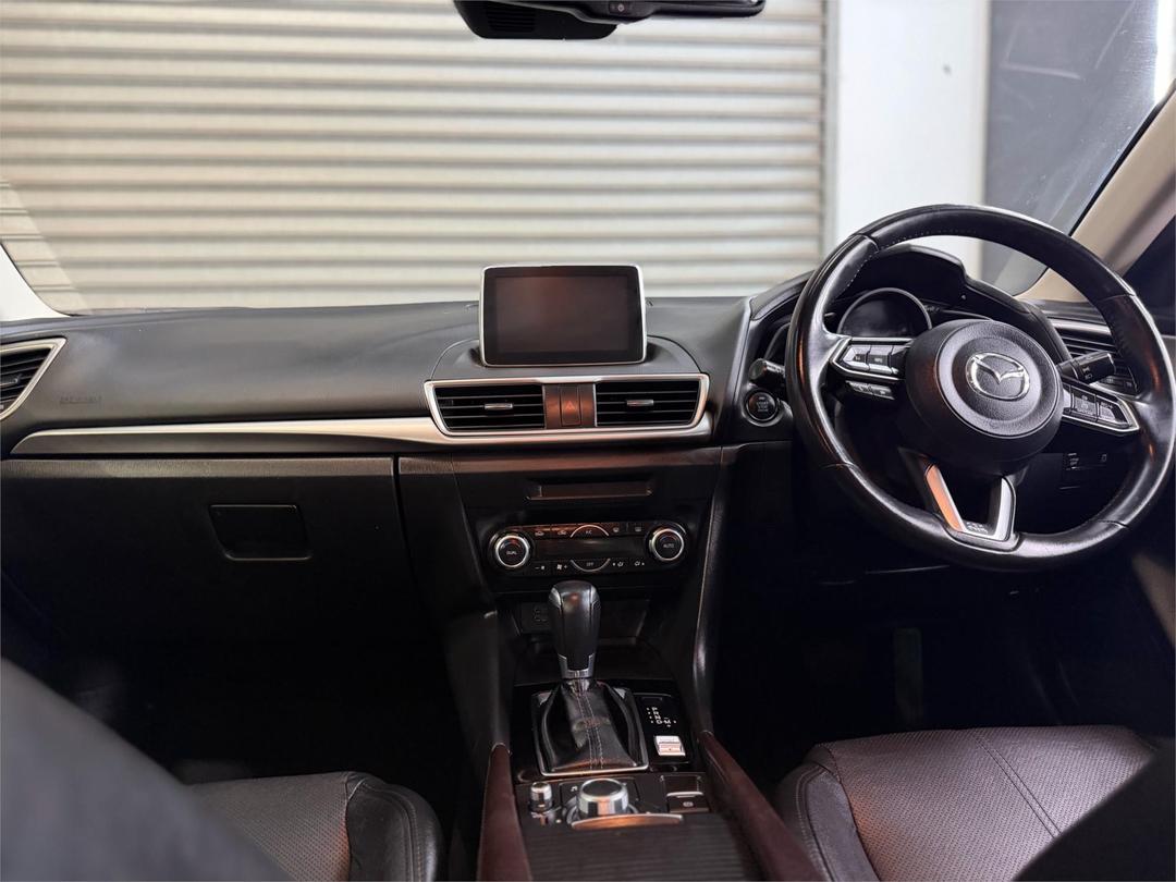 2017 Mazda Mazda3 Touring, Automatic, 44268 km, Photo 12