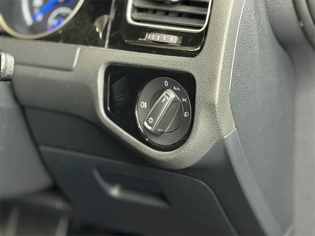 2015 Volkswagen Golf R, Automatic, 157333 km, Photo 22