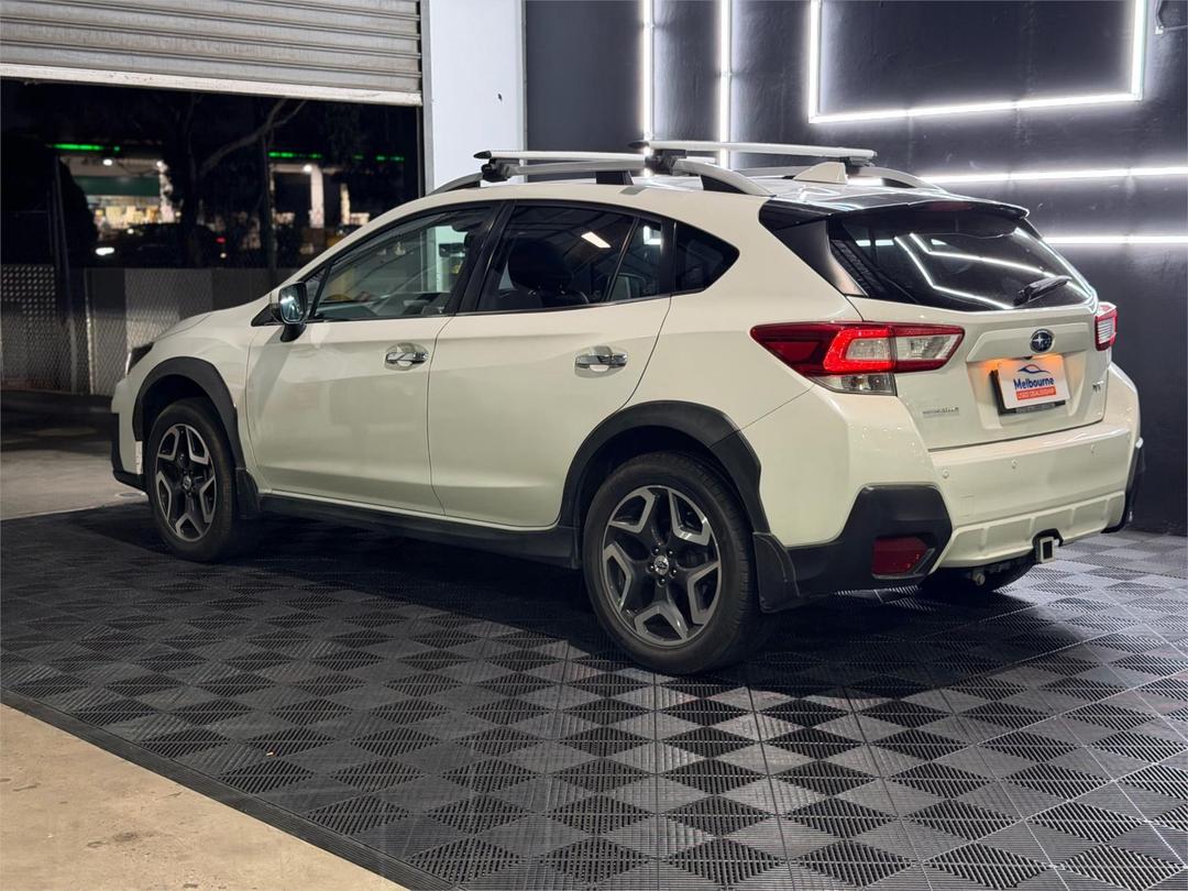 2017 Subaru XV 2.0i-s, Automatic, 170000 km, Photo 4