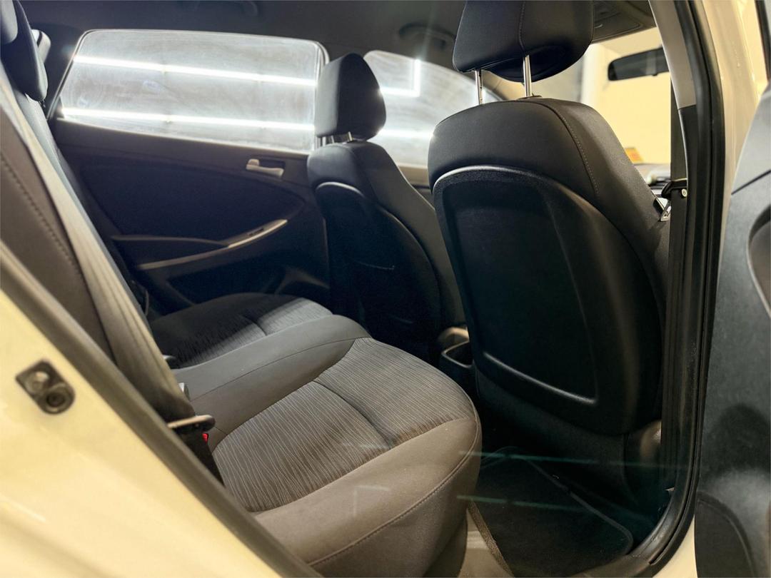 2019 Hyundai Accent Sport, Automatic, 14000 km, Photo 10