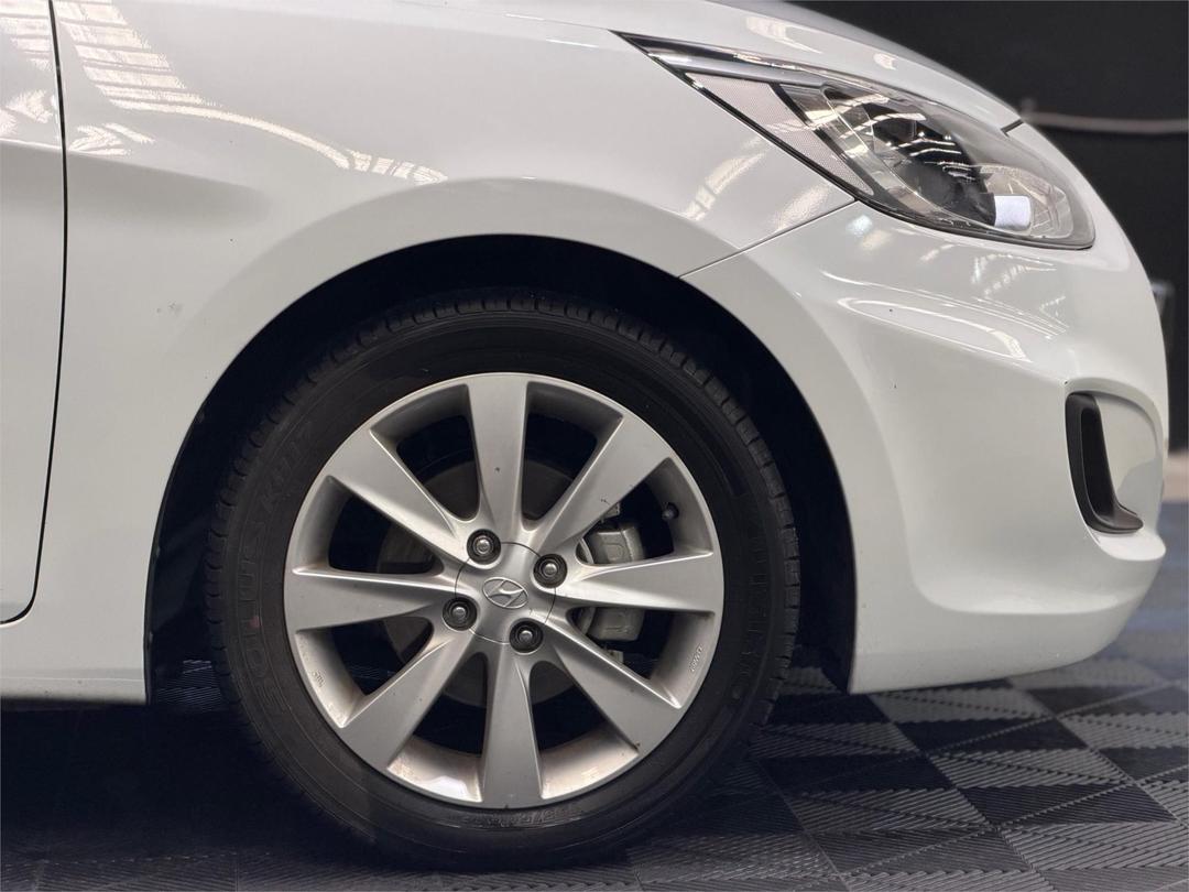 2019 Hyundai Accent Sport, Automatic, 14000 km, Photo 6