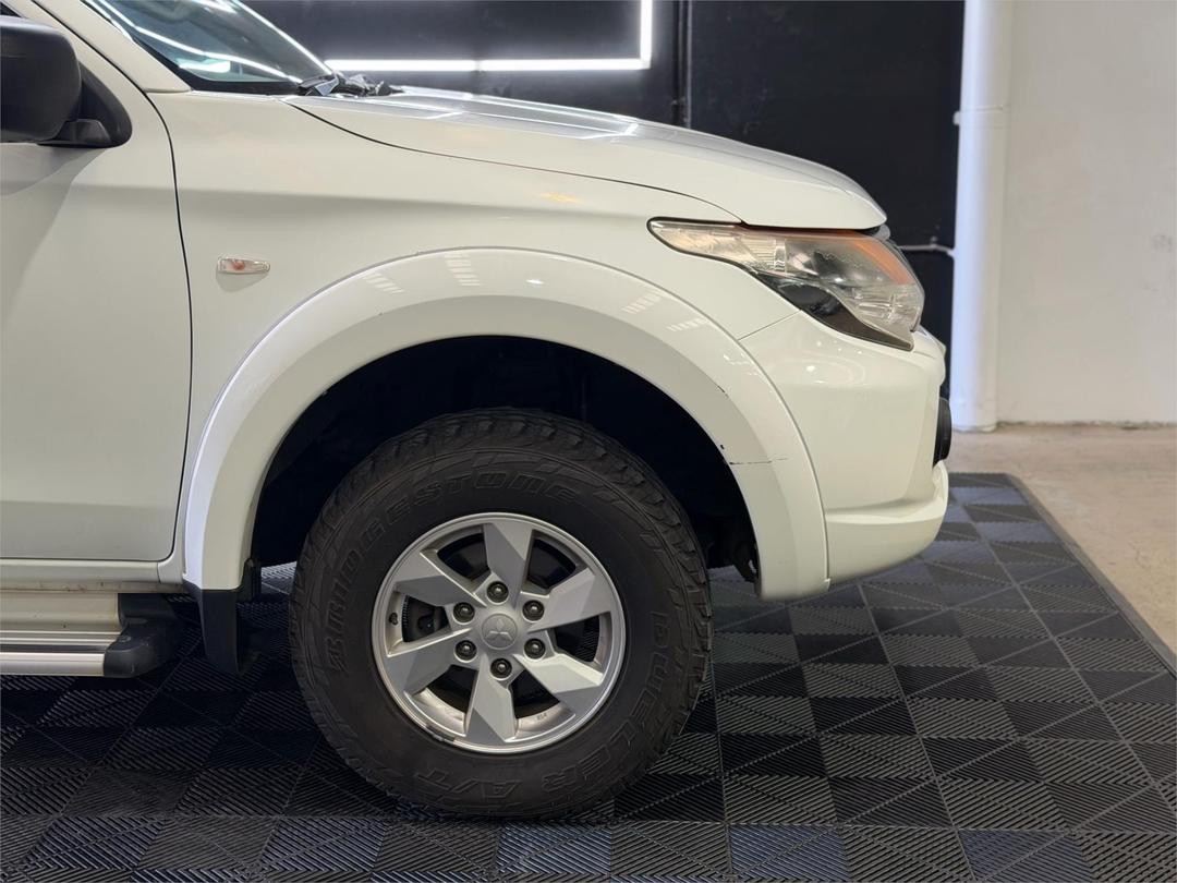 2016 Mitsubishi Triton Glxplus, Manual, 214136 km, Photo 8