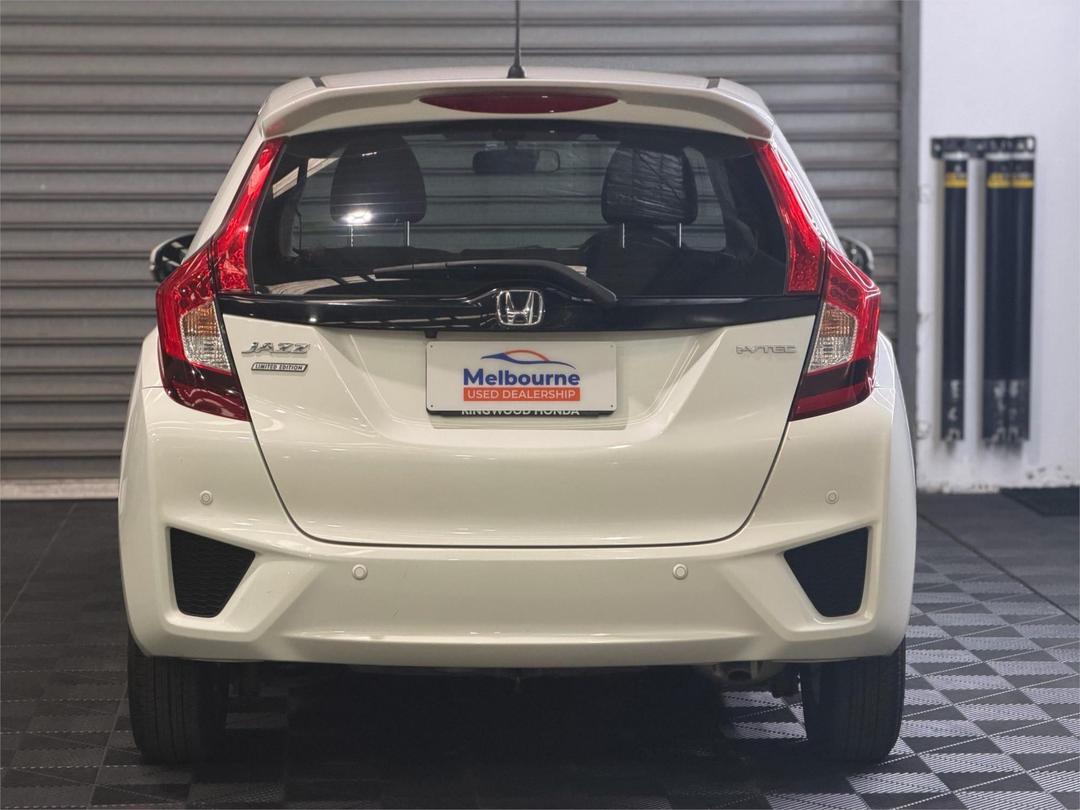 2016 Honda Jazz Limited Edition, Automatic, 30000 km, Photo 7