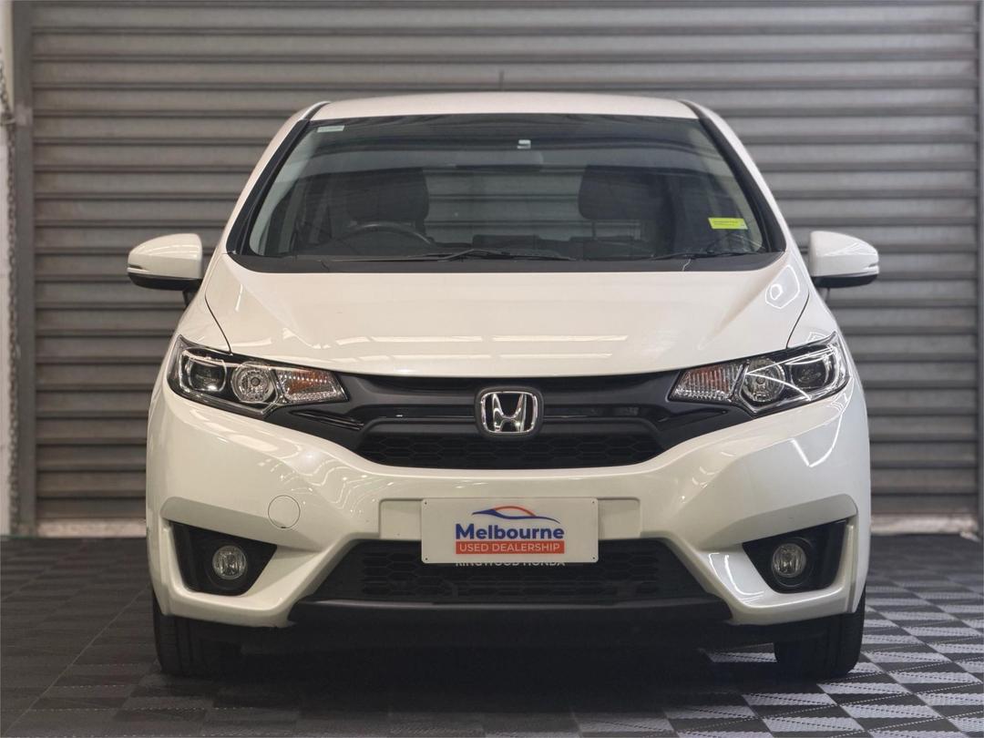 2016 Honda Jazz Limited Edition, Automatic, 30000 km, Photo 2