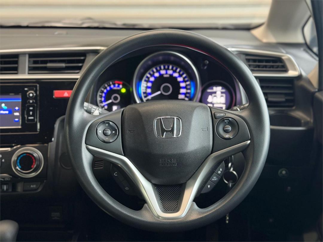 2016 Honda Jazz Limited Edition, Automatic, 30000 km, Photo 16