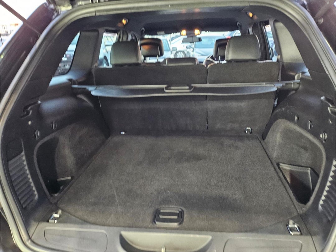 2013 Jeep Grand Cherokee Laredo, Automatic, 167596 km, Photo 13