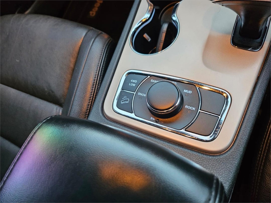 2013 Jeep Grand Cherokee Laredo, Automatic, 167596 km, Photo 9