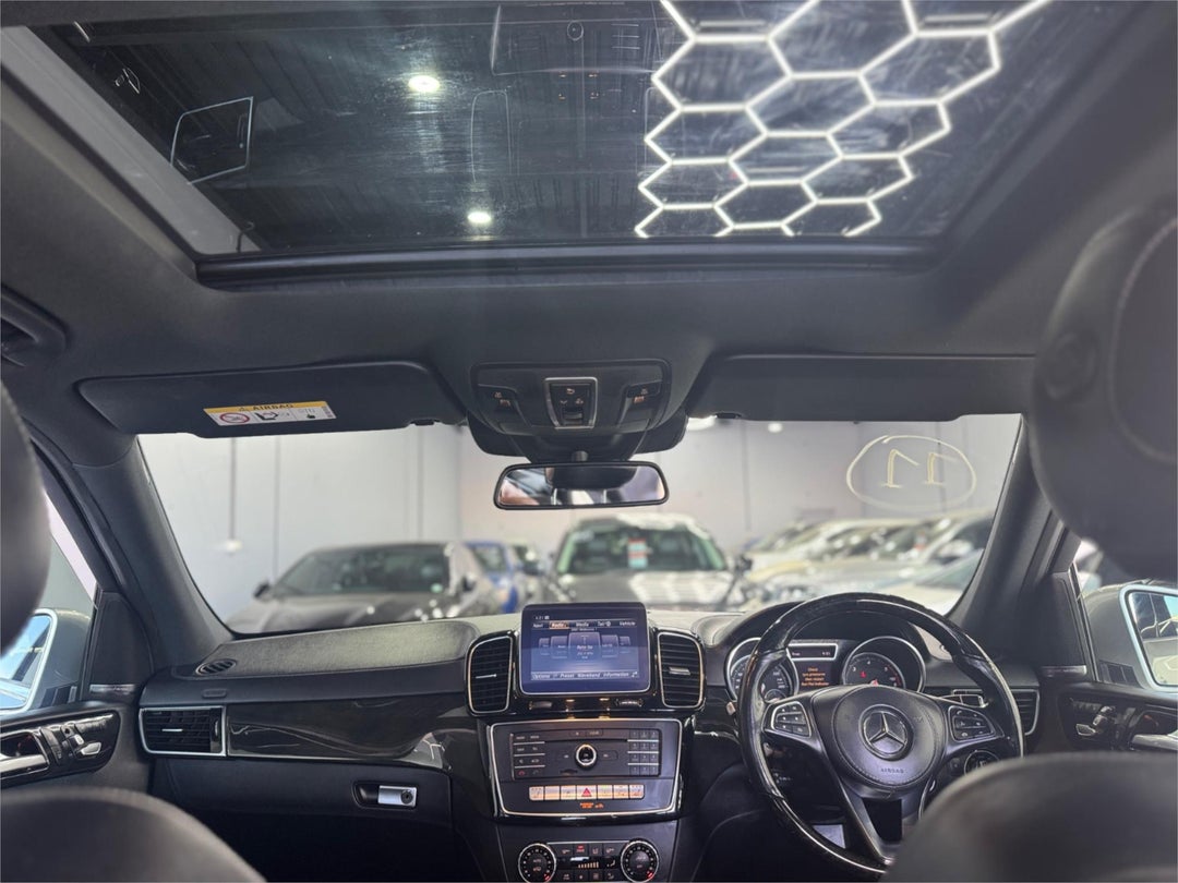 2019 Mercedes-benz Gls-class Amg, Automatic, 90452 km, Photo 19