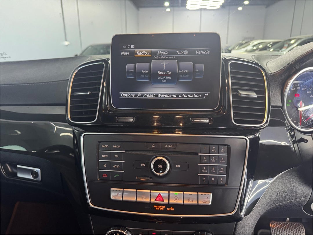 2019 Mercedes-benz Gls-class Amg, Automatic, 90452 km, Photo 16