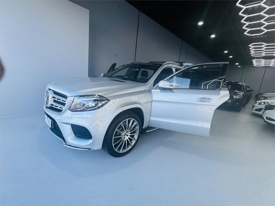 2019 Mercedes-benz Gls-class Amg, Automatic, 90452 km, Photo 3