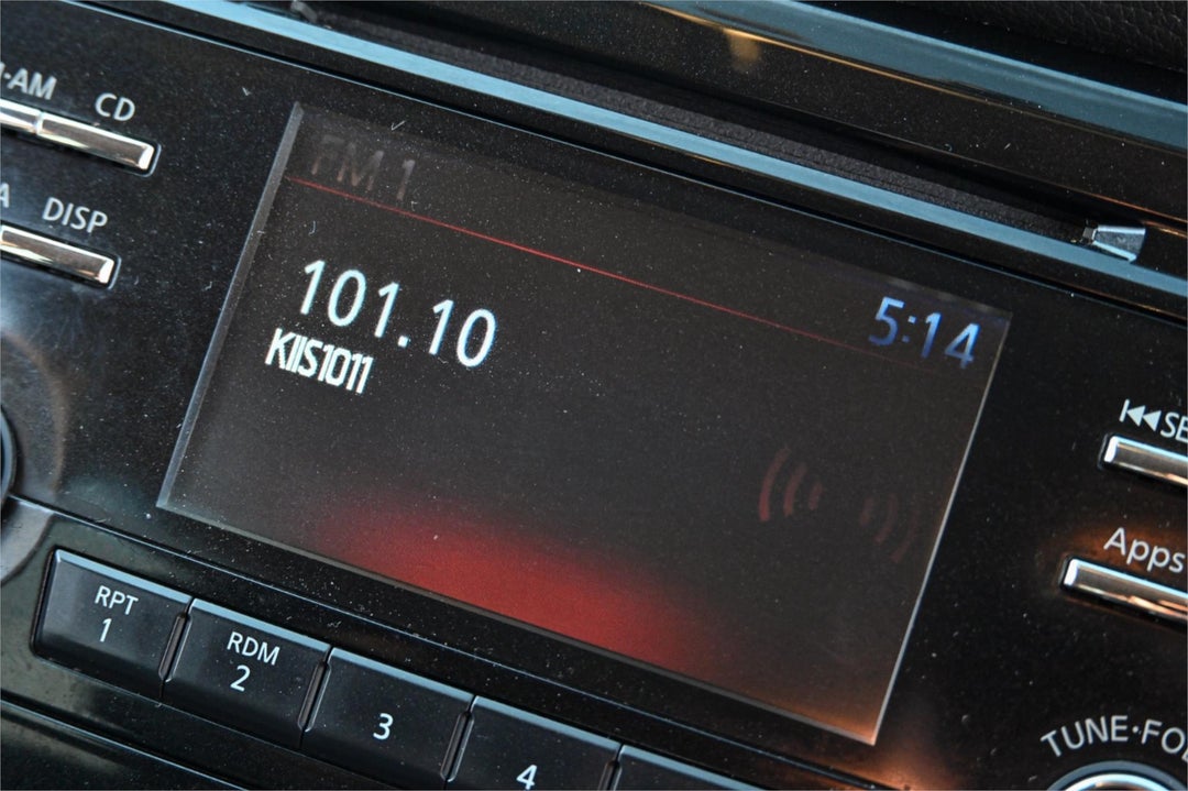 2014 Nissan Qashqai St, Manual, 100848 km, Photo 12