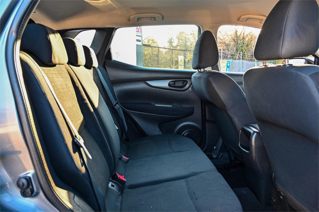 2014 Nissan Qashqai St, Manual, 100848 km, Photo 17