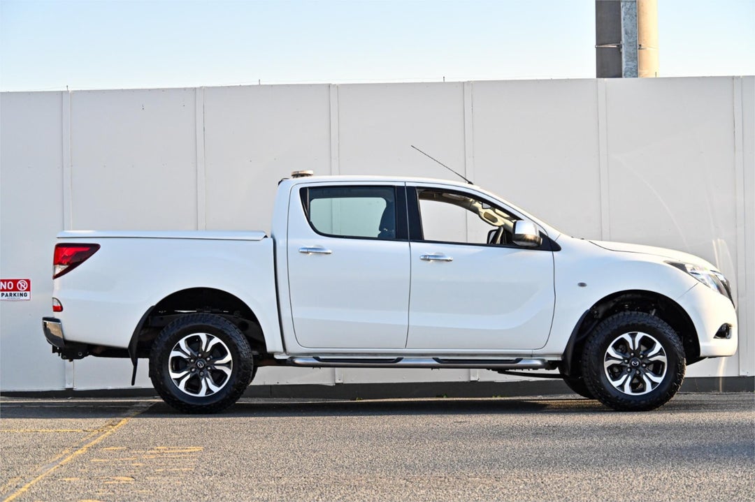 2017 Mazda BT-50 Xtr, Automatic, 187848 km, Photo 3