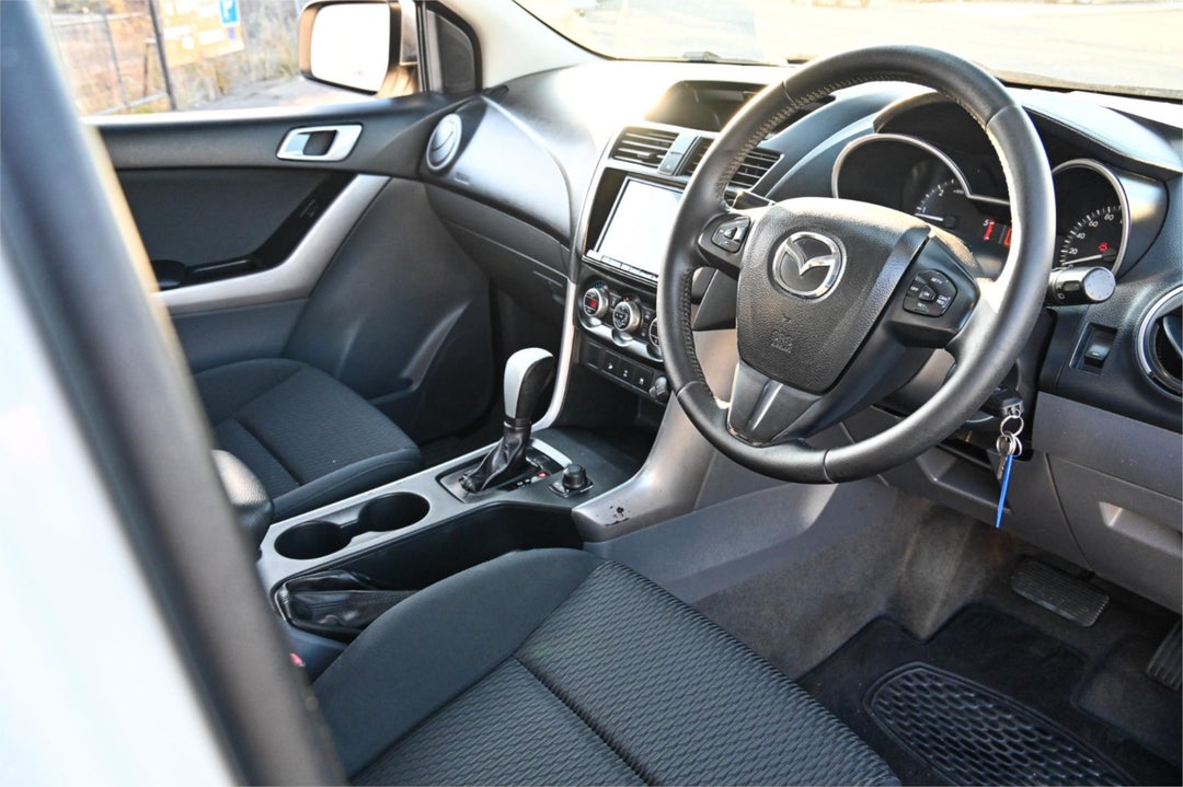 2017 Mazda BT-50 Xtr, Automatic, 187848 km, Photo 6