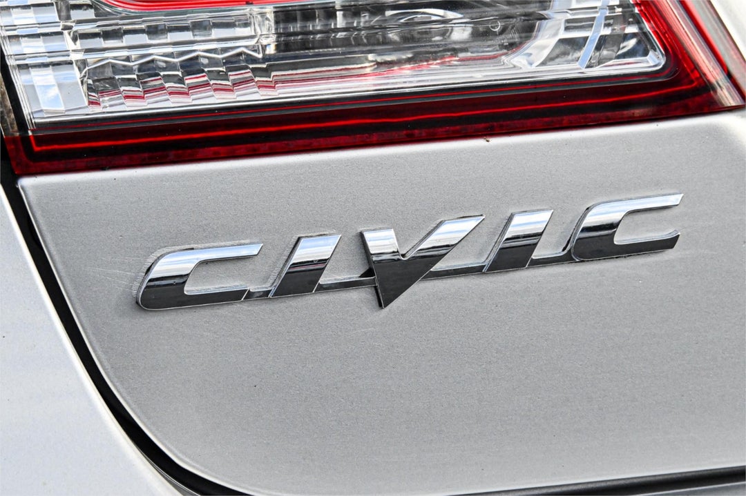 2010 Honda Civic Vti-l, Automatic, 82608 km, Photo 4