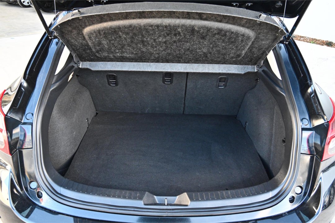 2015 Mazda 3 Sp25 Gt, Automatic, 21091 km, Photo 19