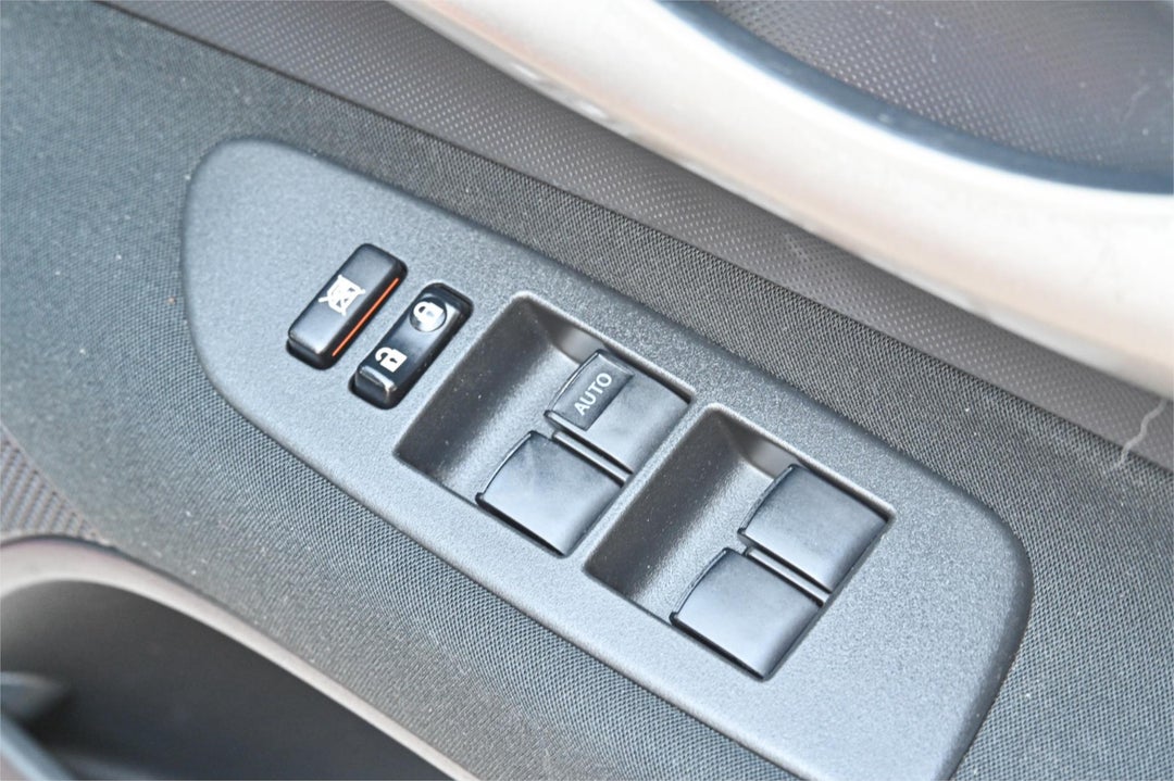 2007 Toyota Corolla Conquest, Automatic, 148441 km, Photo 16