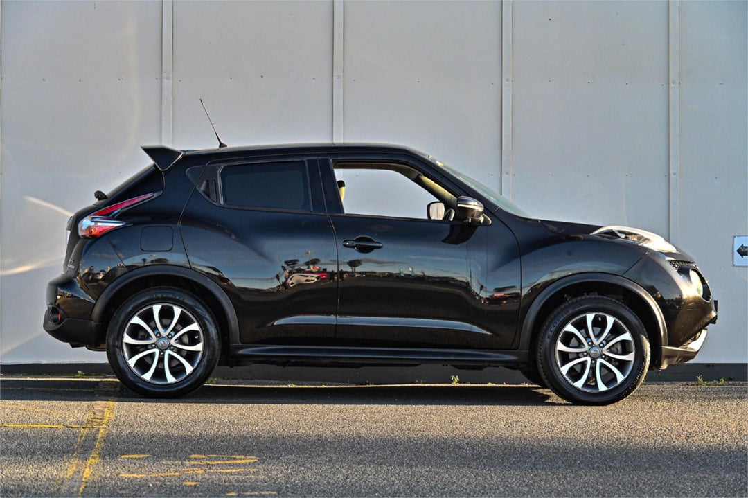 2015 Nissan Juke Ti-s, Manual, 77631 km, Photo 3