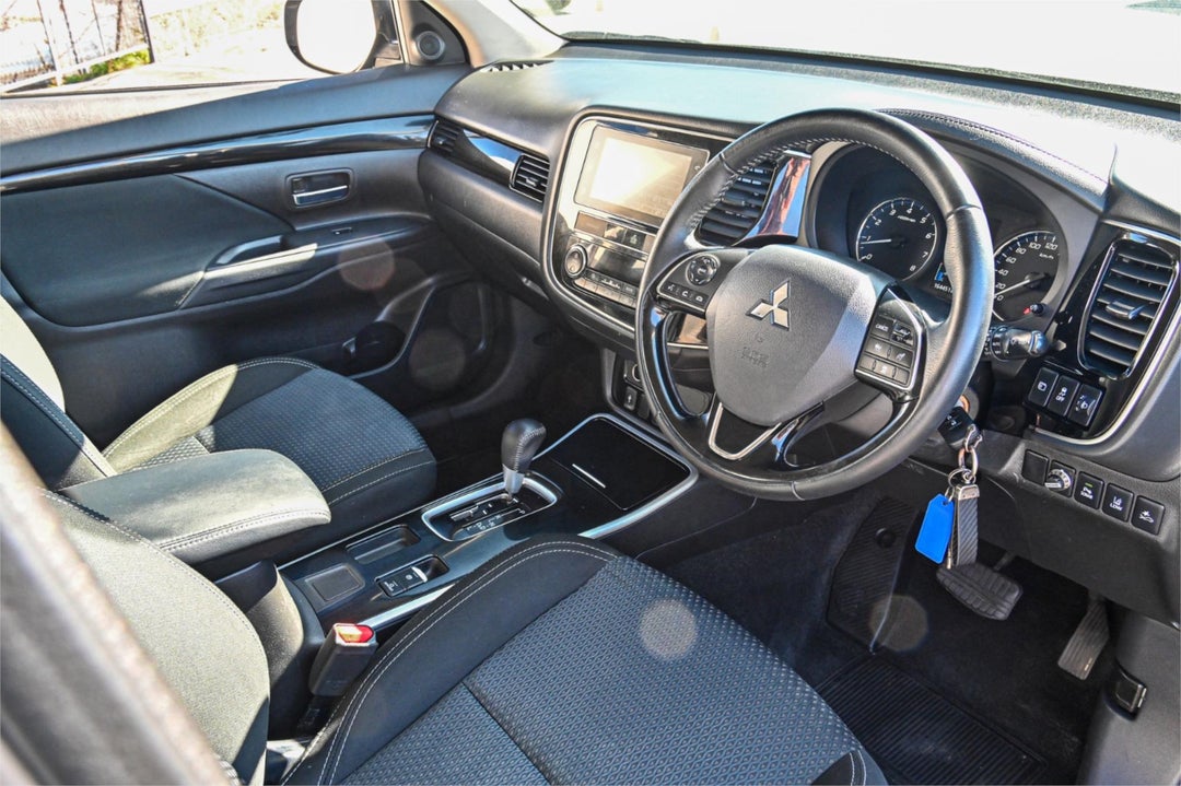 2018 Mitsubishi Outlander Es, Manual, 162148 km, Photo 6