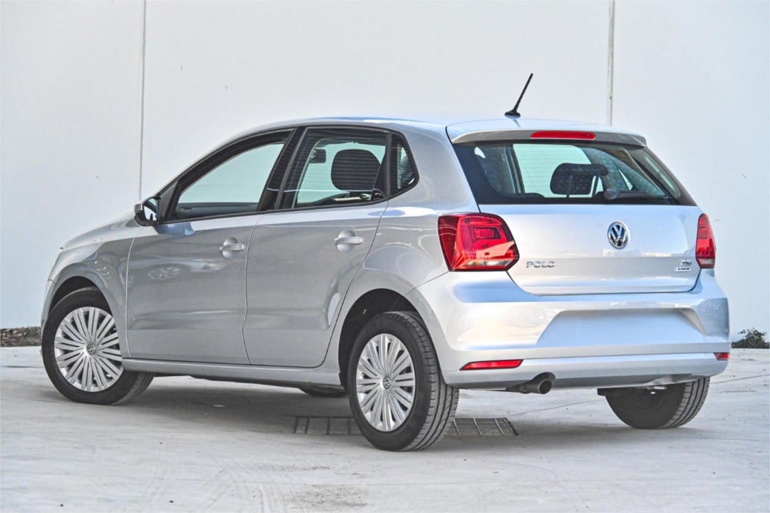2015 Volkswagen Polo 66tsi Trendline, Manual, 54200 km, Photo 2