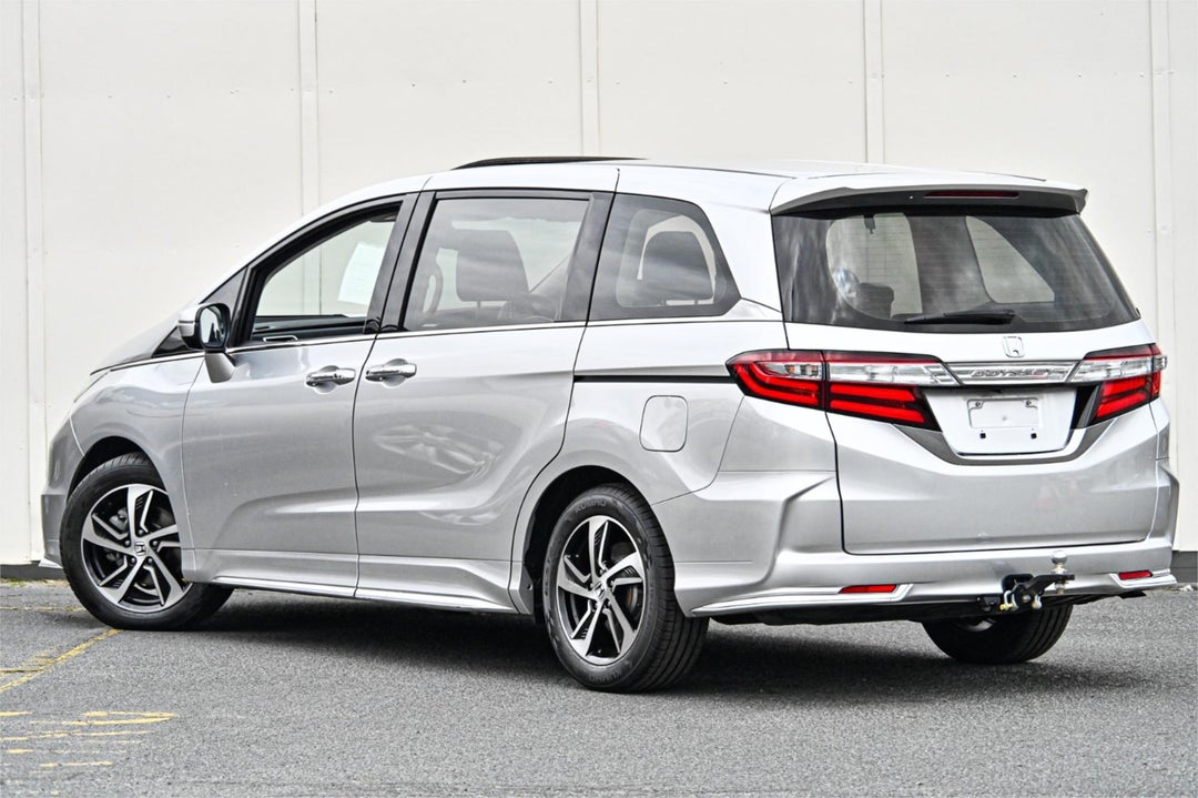 2016 Honda Odyssey Vti-l, Manual, 115963 km, Photo 2