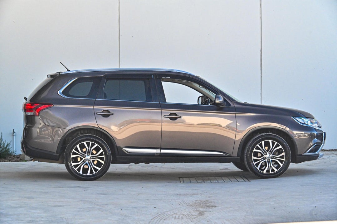 2015 Mitsubishi Outlander Ls, Manual, 189145 km, Photo 3