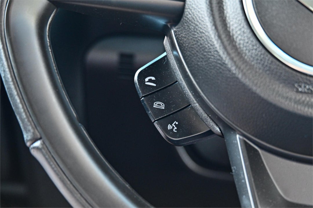 2017 Suzuki Swift Gl, Manual, 77075 km, Photo 9