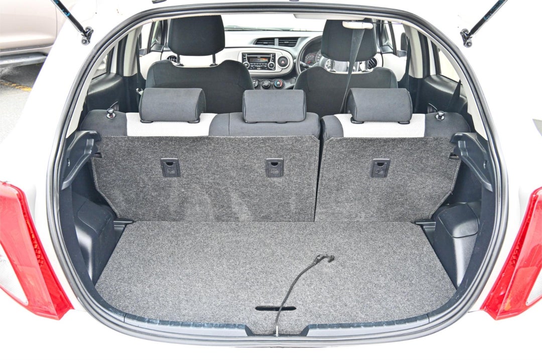 2012 Toyota Yaris Yr, Automatic, 127840 km, Photo 19