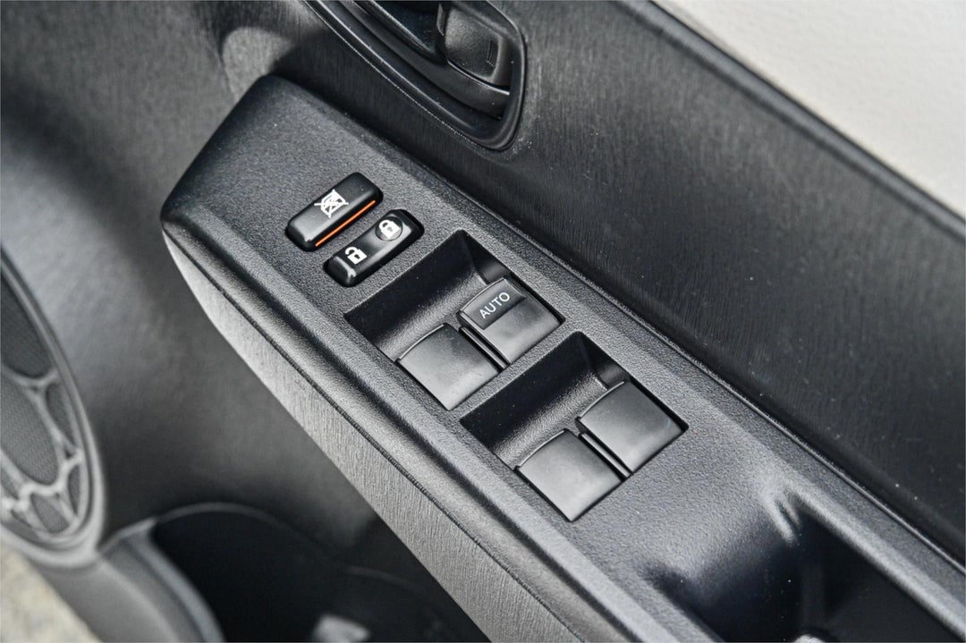 2012 Toyota Yaris Yr, Automatic, 127840 km, Photo 13