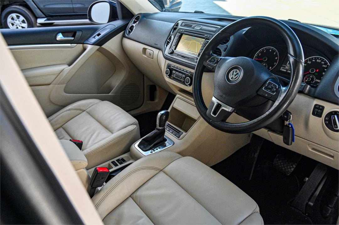 2011 Volkswagen Tiguan 155tsi, Automatic, 114366 km, Photo 8