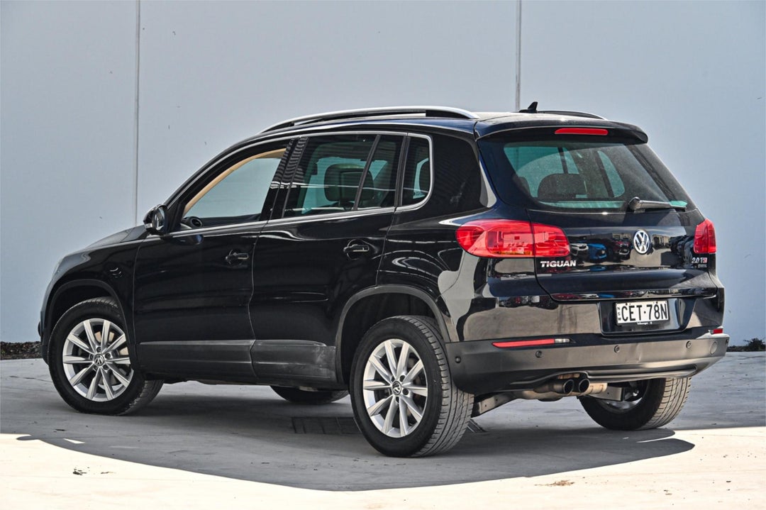 2011 Volkswagen Tiguan 155tsi, Automatic, 114366 km, Photo 2