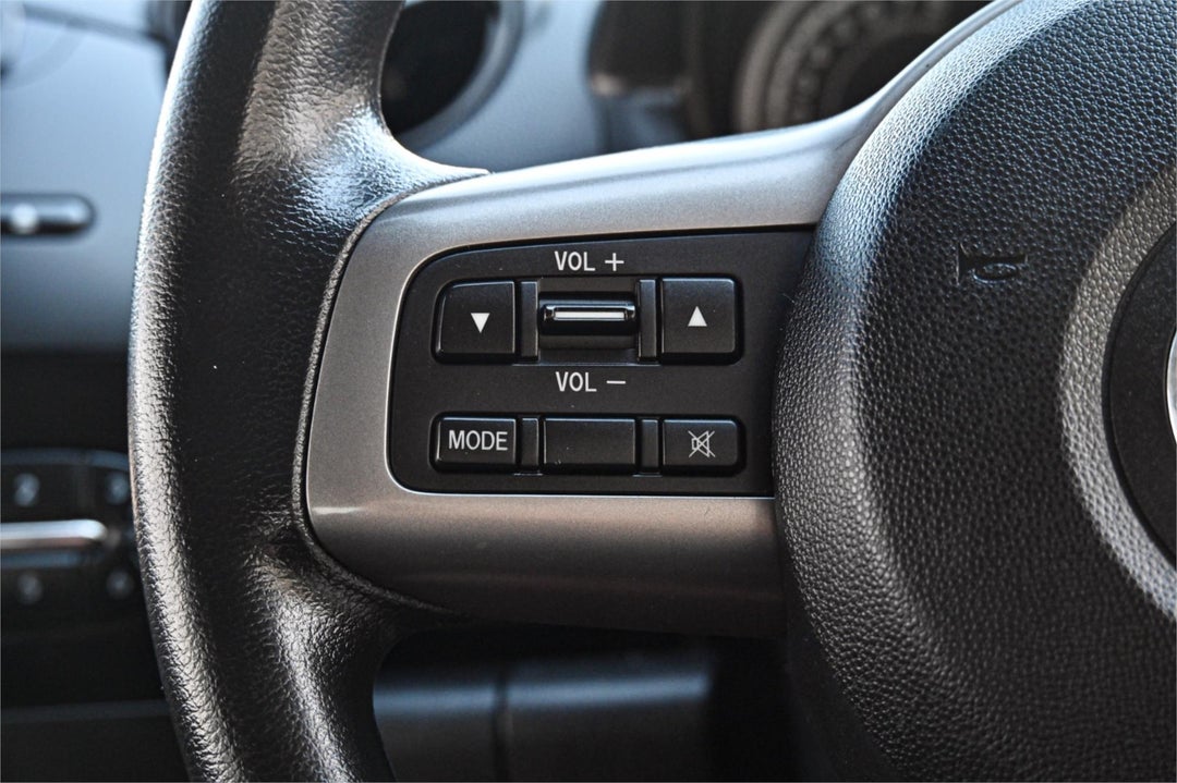 2011 Mazda 2 Neo, Manual, 85403 km, Photo 9