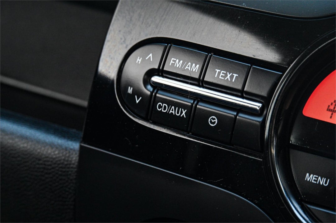 2011 Mazda 2 Neo, Manual, 85403 km, Photo 13