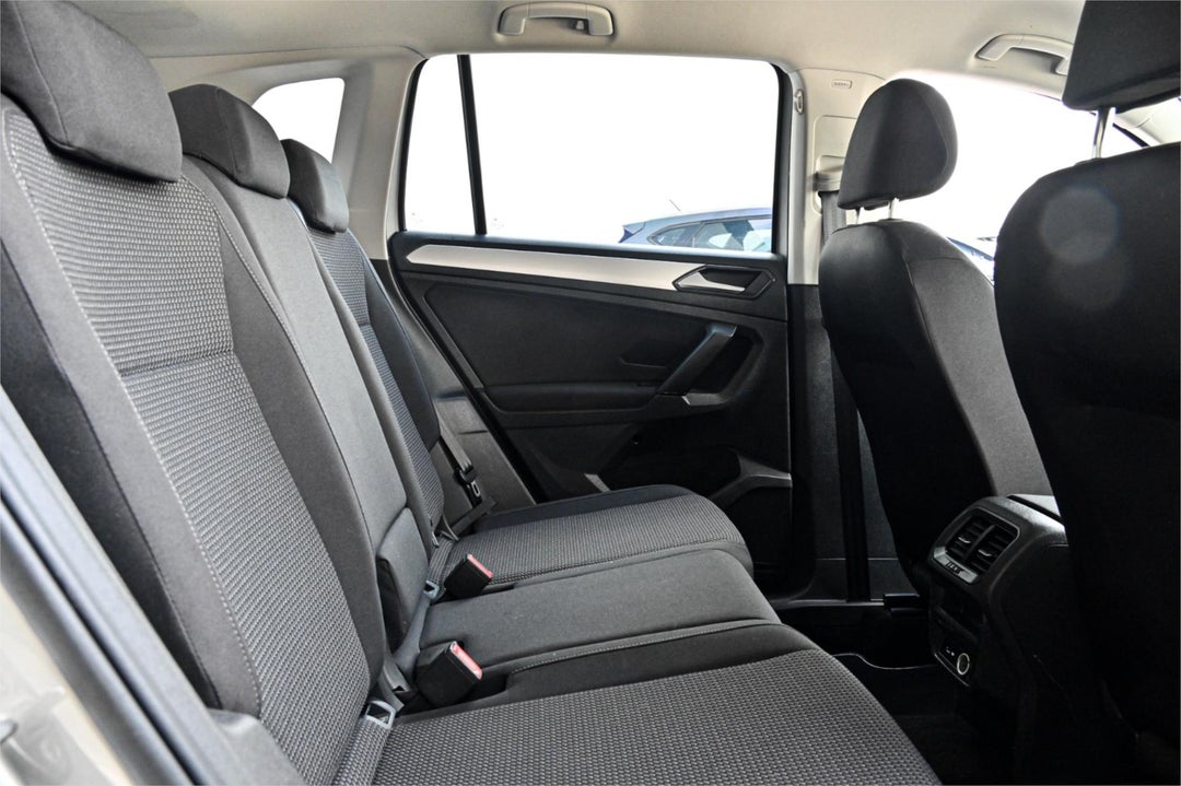 2018 Volkswagen Tiguan 110tsi Trendline, Automatic, 112609 km, Photo 8