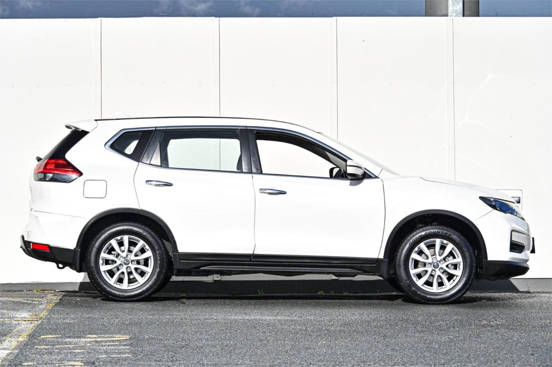 2018 Nissan X-trail St, Manual, 121000 km, Photo 3