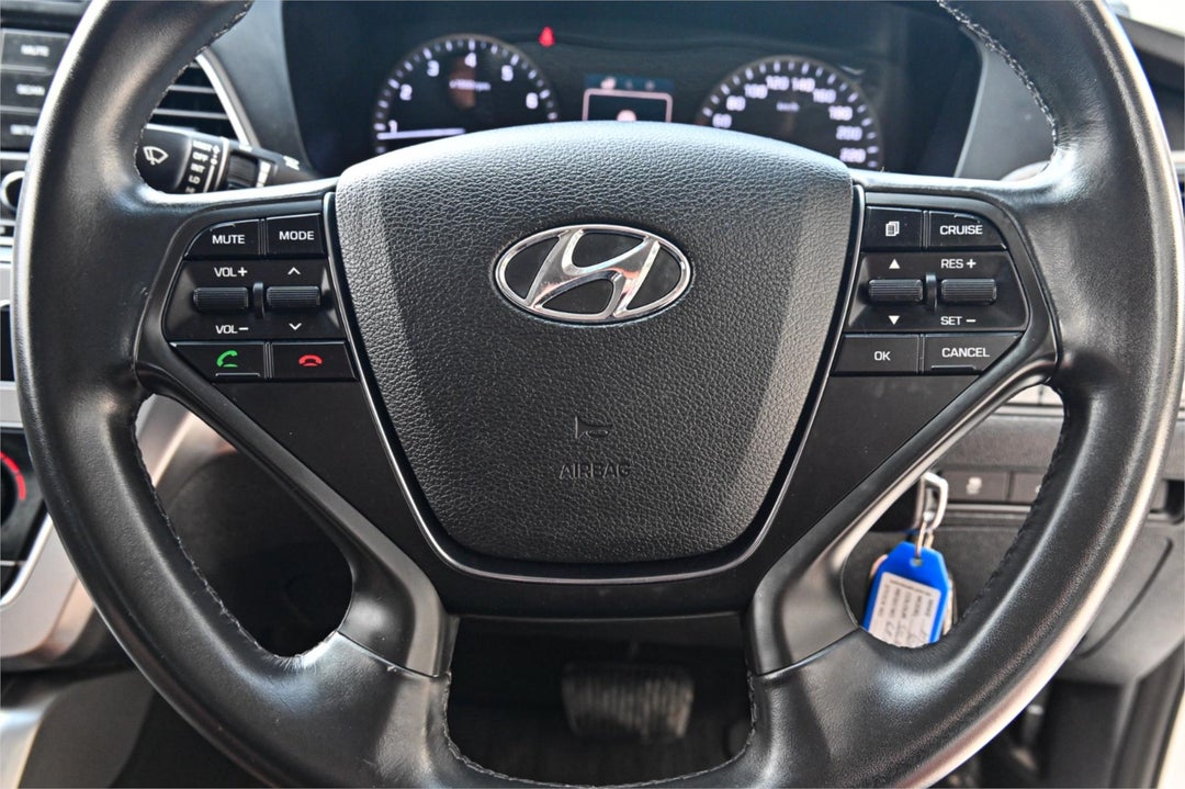 2015 Hyundai Sonata Active, Automatic, 120665 km, Photo 9