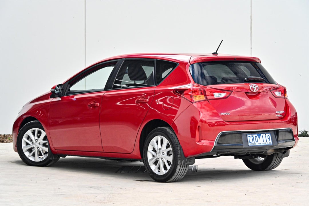 2013 Toyota Corolla Ascent Sport, Manual, 128356 km, Photo 2