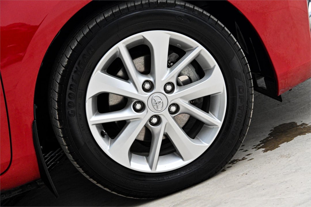 2013 Toyota Corolla Ascent Sport, Manual, 128356 km, Photo 5