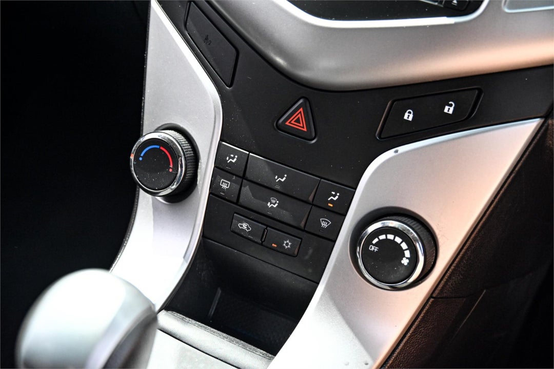 2015 Holden Cruze Equipe, Automatic, 105146 km, Photo 17