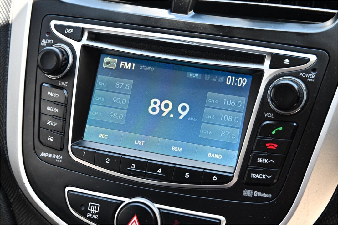 2014 Hyundai Accent Active, Automatic, 92068 km, Photo 10