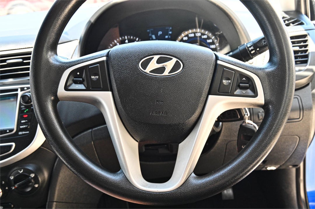 2014 Hyundai Accent Active, Automatic, 92068 km, Photo 8