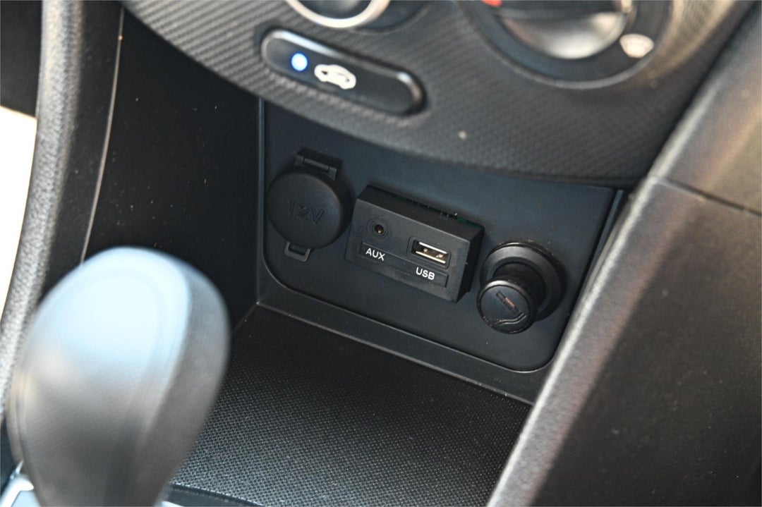 2014 Hyundai Accent Active, Automatic, 92068 km, Photo 12