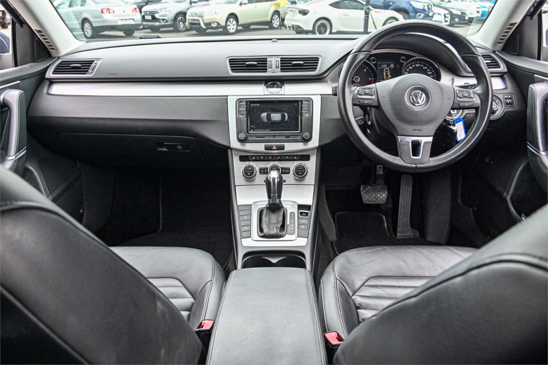 2013 Volkswagen Passat 130tdi Highline, Automatic, 124908 km, Photo 7