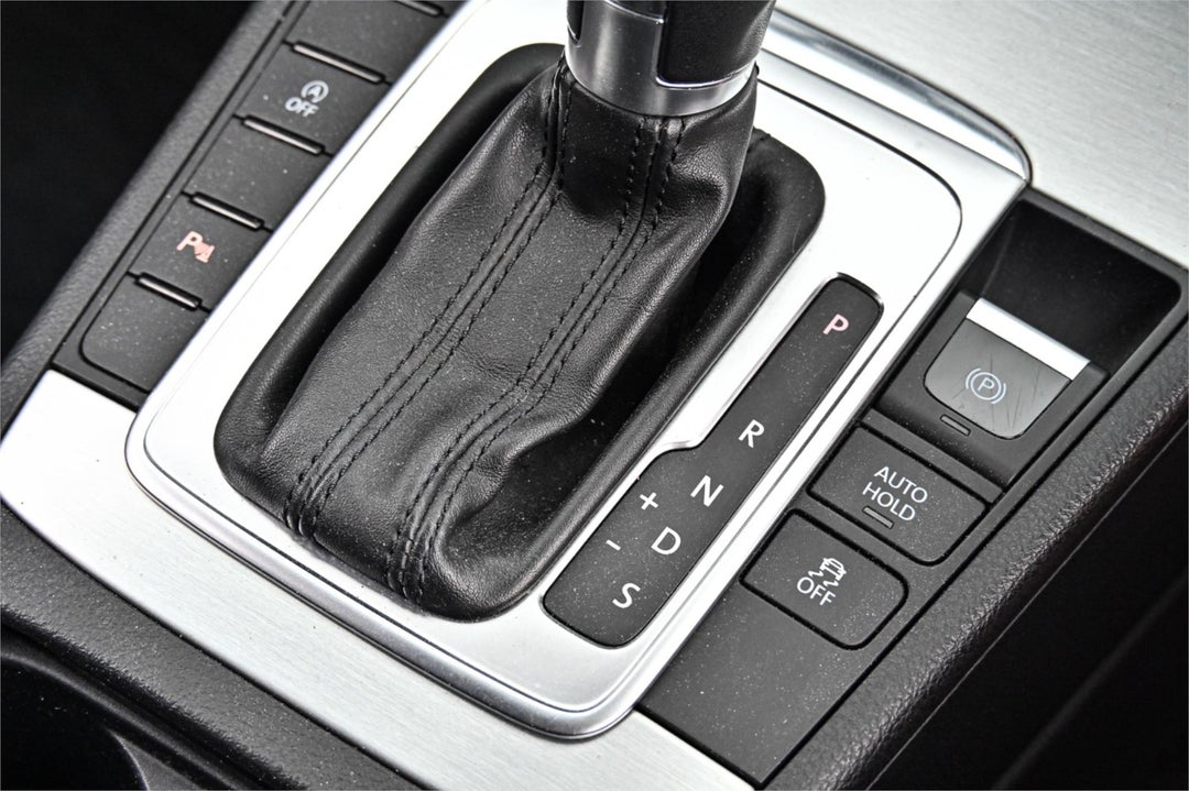 2013 Volkswagen Passat 130tdi Highline, Automatic, 124908 km, Photo 10