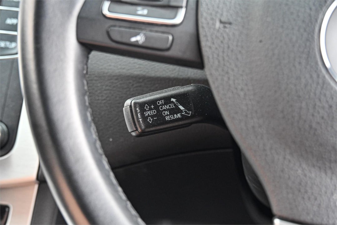 2013 Volkswagen Passat 130tdi Highline, Automatic, 124908 km, Photo 12