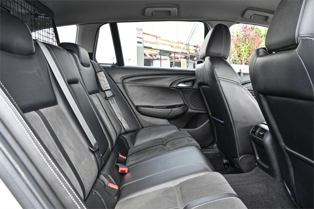 2017 Holden Commodore Sv6, Automatic, 215580 km, Photo 18