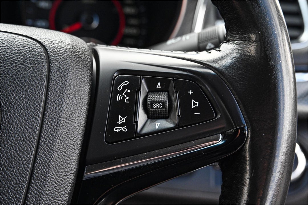 2017 Holden Commodore Sv6, Automatic, 215580 km, Photo 11