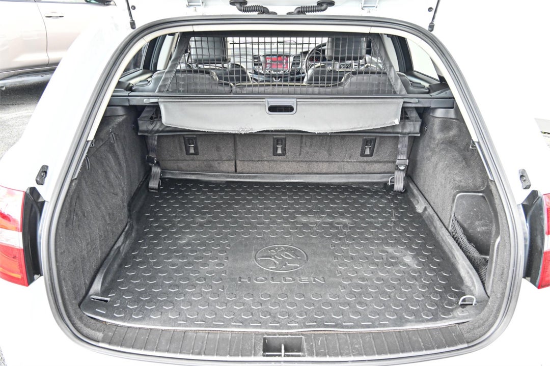 2017 Holden Commodore Sv6, Automatic, 215580 km, Photo 19