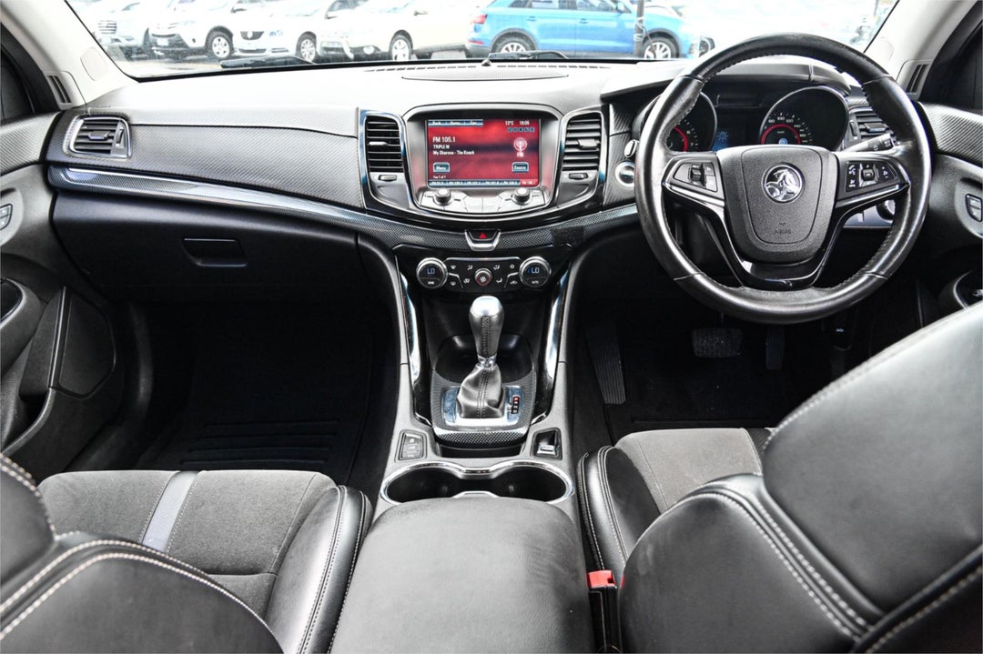 2017 Holden Commodore Sv6, Automatic, 215580 km, Photo 6