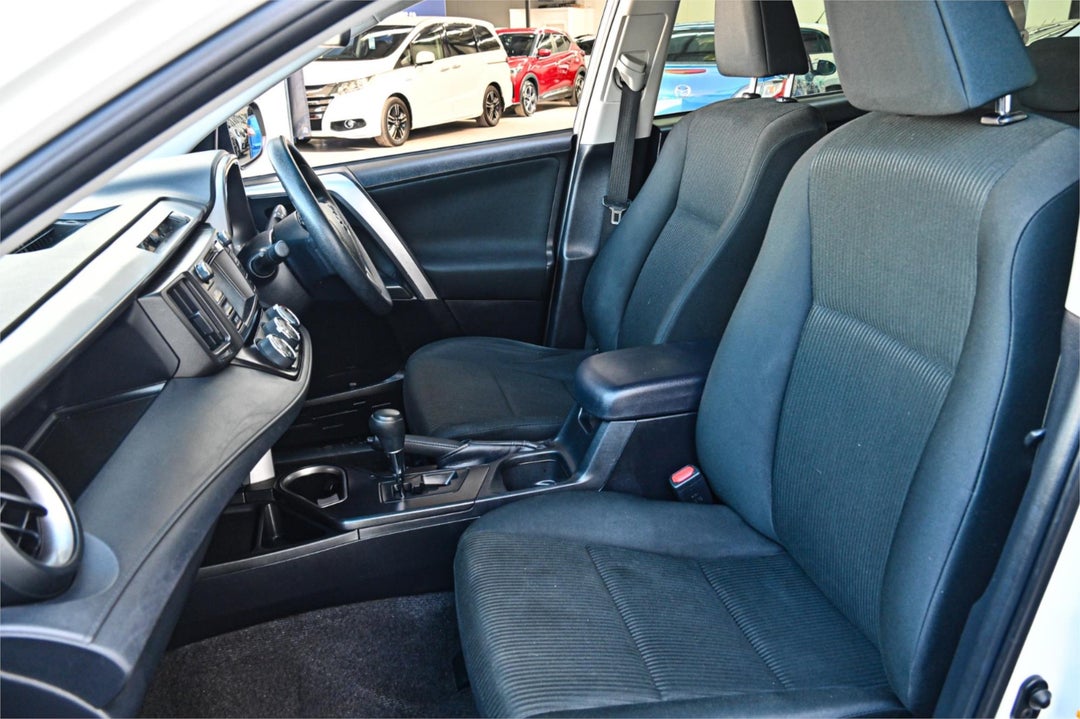 2017 Toyota RAV4 Gx, Manual, 134858 km, Photo 15
